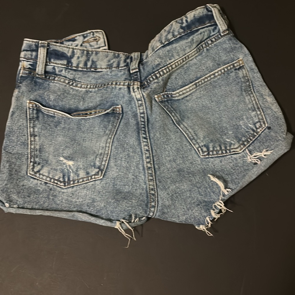 High Rise Cutoff Shorts - Picture 2 of 3